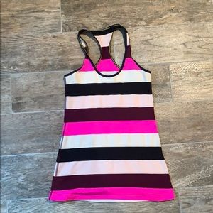 Lululemon running shirt